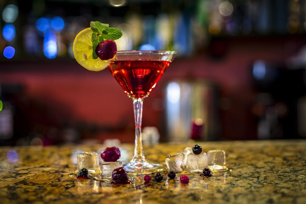 drink, bar, cup, alcohol, celebration, cocktail, a party, a restaurant, bar, bar, bar, bar, bar