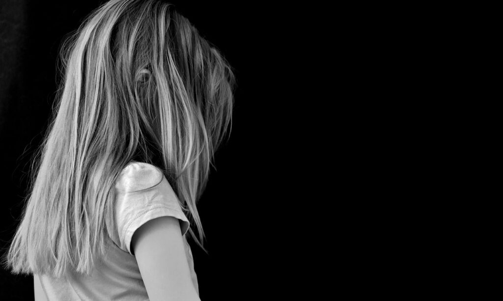 girl, sad, desperate, lonely, sadness, thoughtful, child, blond, head, sad girl, saddened, female, depressed, portrait, grief, mood, worries, children