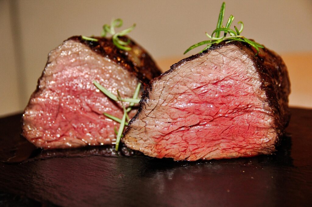 flesh, fillet, steak, food, beef, meal, restaurant, enjoy the meal, fillet of beef, tasty, gourmet, kitchen, eiweß, grill, steak, steak, steak, steak, steak, beef