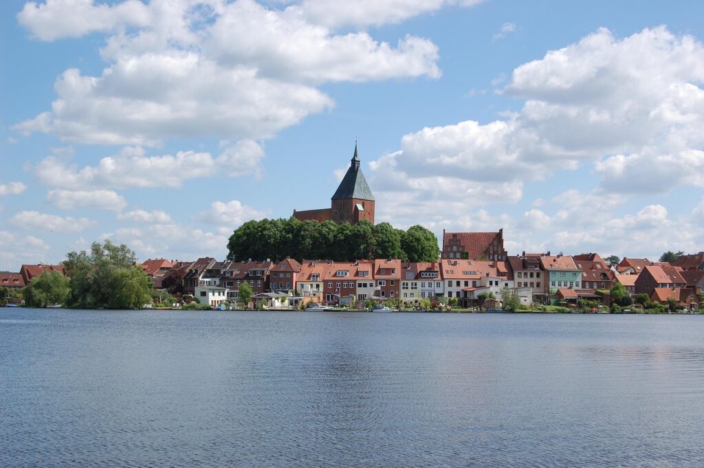 mölln, moellner lake, water, nature, lake, church, st, nicolai church, clouds