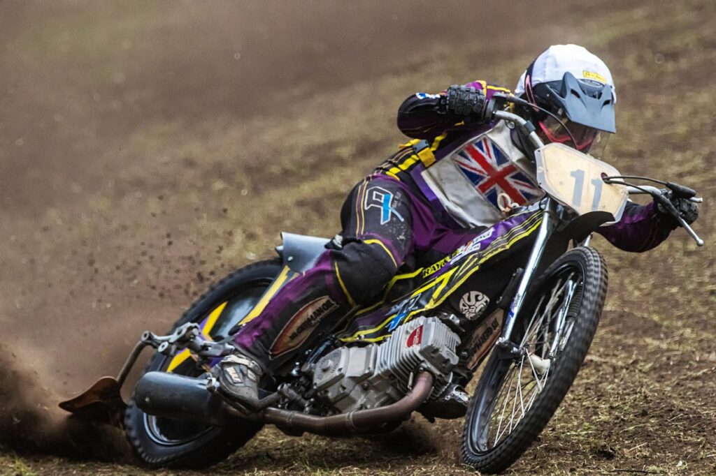 motorcycle, motorcycle racing, racing, run, motorsport, motocross, motorcycling, enduro, sports, cross, motocross riding, race car driver