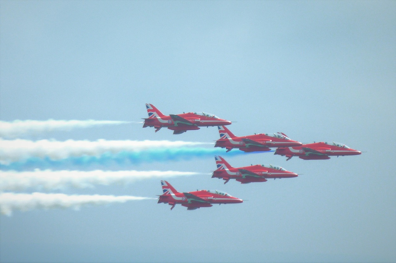 red arrows, aerobatics, aircraft, flight, nature, air force, royal air force, air show, fighter aircraft, jet, military, flying, sky