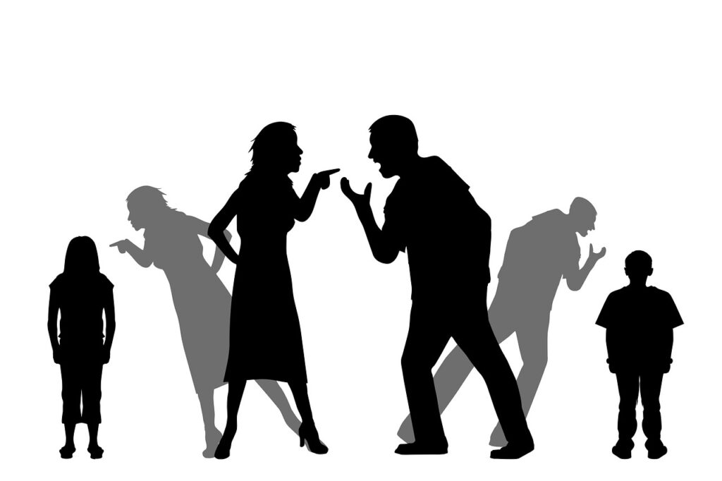 dispute, man, woman, children, silhouettes, education, conflict, whipping boy, debt, the shade, few, to quarrel, relationship, voltage, scream, connection, communication, difference, feud, dispute, conflict, conflict, conflict, conflict, conflict, debt