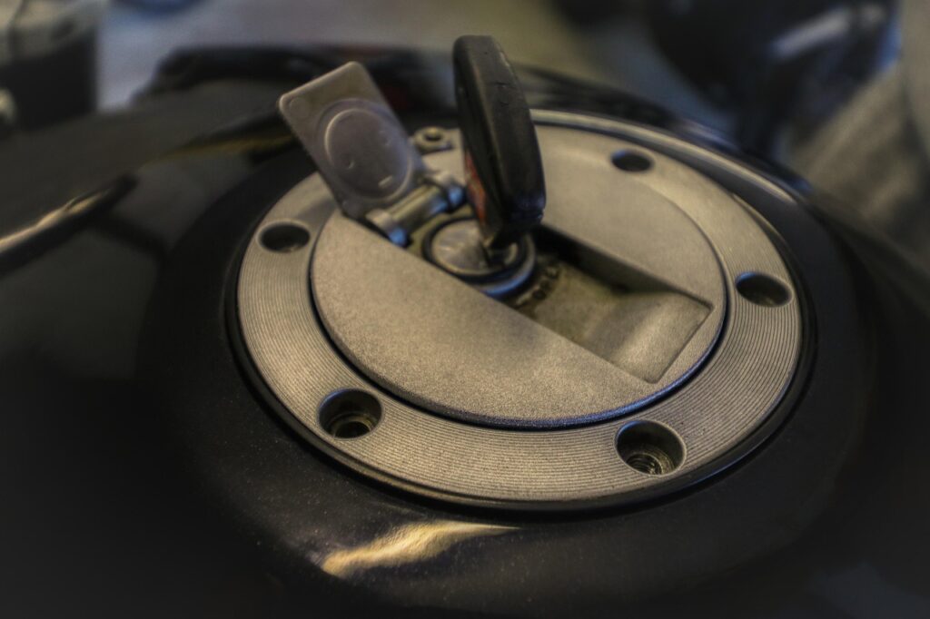 fuel cap, motorcycle, workshop, ignition