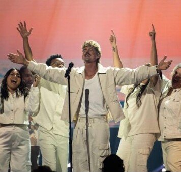 Forrest Frank’s Bold Stand: How a Viral Singer Embraced Faith and Lost 30,000 Followers