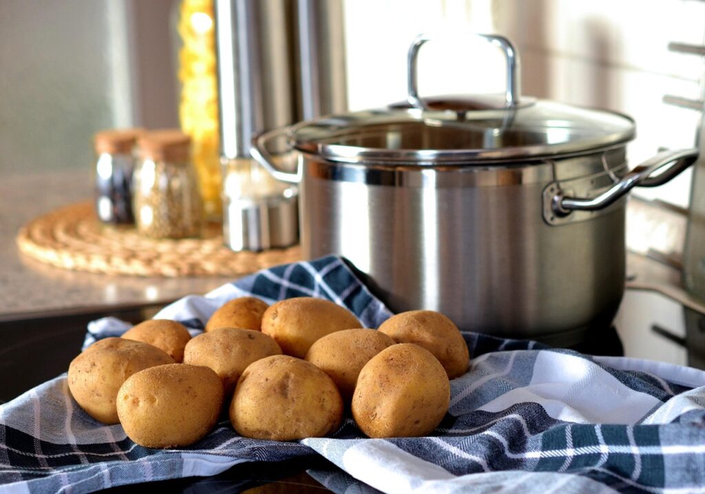 Honest Question: What Gives? 12 Once-Popular American Eats Nobody Touches Now