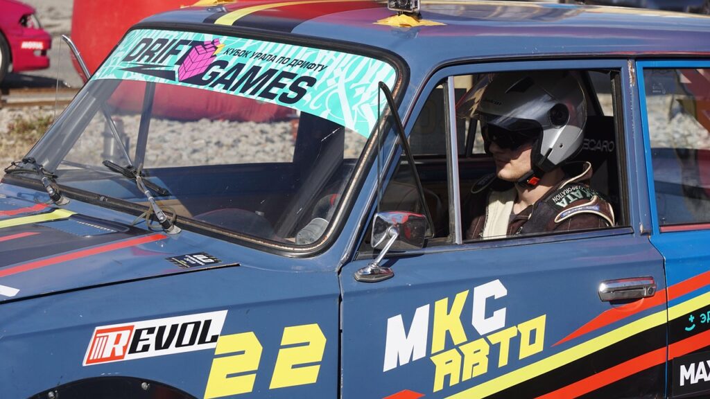 man, driver, helmet, competition, racing, machine, quickly, protection, head, steering wheel, auto