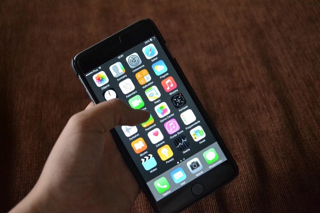 iphone, apple, phone, telephone, mobile phone, cell, electronics, smartphone, ring, write, fast, sms, electronic equipment, apple iphone, iphone 6, iphone 6 plus, iphone plus, plus, phablet, sms, sms, sms, sms, sms, apple iphone, iphone 6, iphone 6
