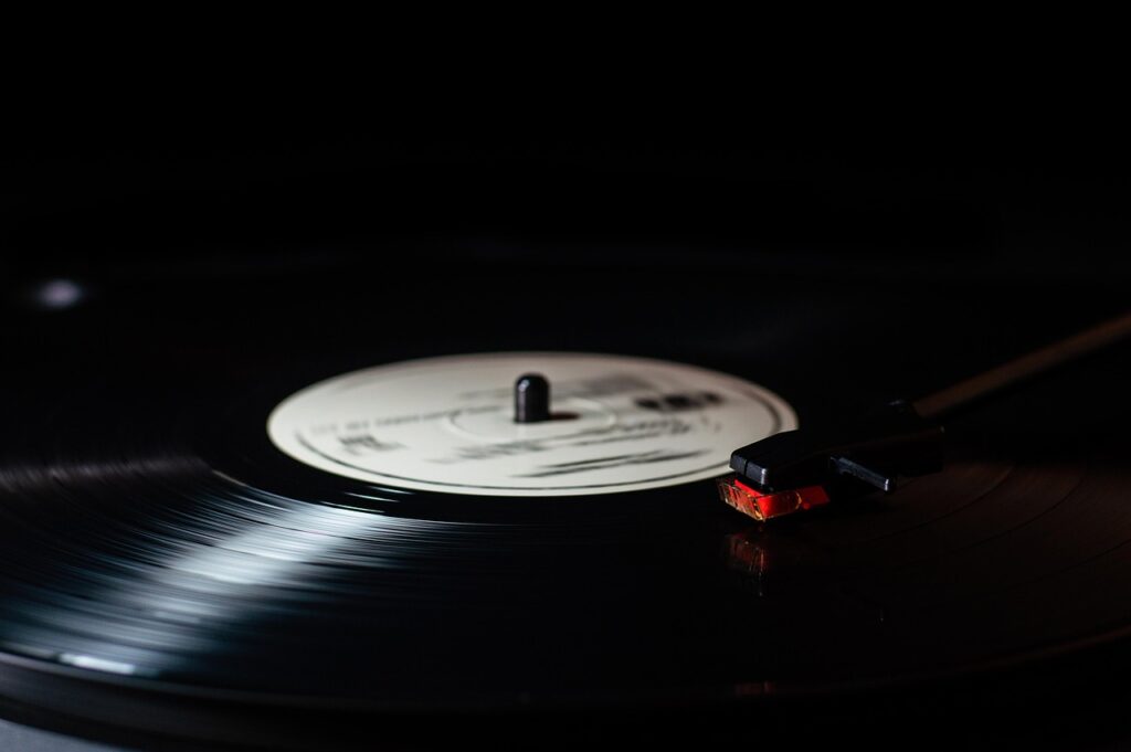 music, recording, vinyl, retro, disk, audio, play, classic, entertainment, sound, vintage, album, media, old, turntable, stereo, technology, needle, music, music, music, music, music