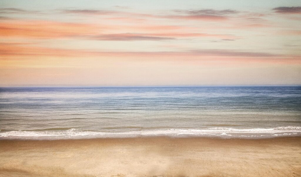 beach, coast, sea, sunrise, seascape, horizon, sky, nature, clouds, ocean, waves, seashore, sand, scenic, minimalist