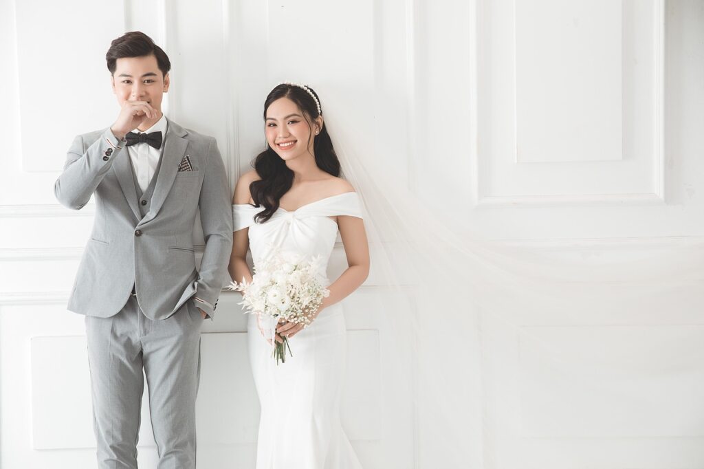 Beyond the Banquet Hall: 12 Jaw-Dropping Reasons Your ‘I Do’ Belongs on a Beach (or a Mountain!)