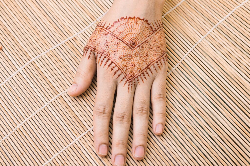body art, mehndi, tattoo, temporary tattoo, hand tattoo, indian culture, wedding tattoo