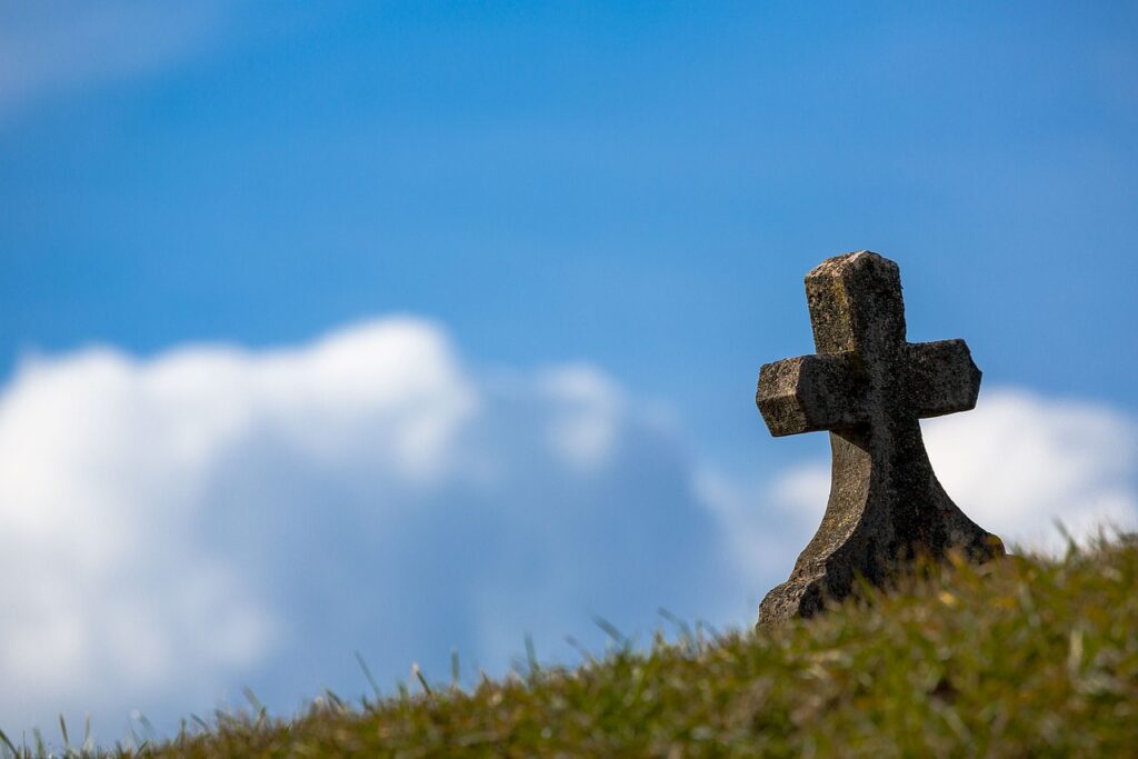grave, sky, cross, old, stone, christian, christianity, religion, tomb, cemetery, nature, graveyard