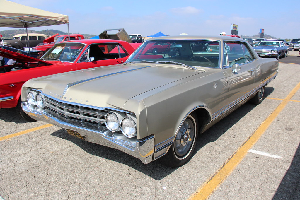 The Enduring Mystery Solved: What ‘442’ Truly Means on Oldsmobile’s Legendary Muscle Car