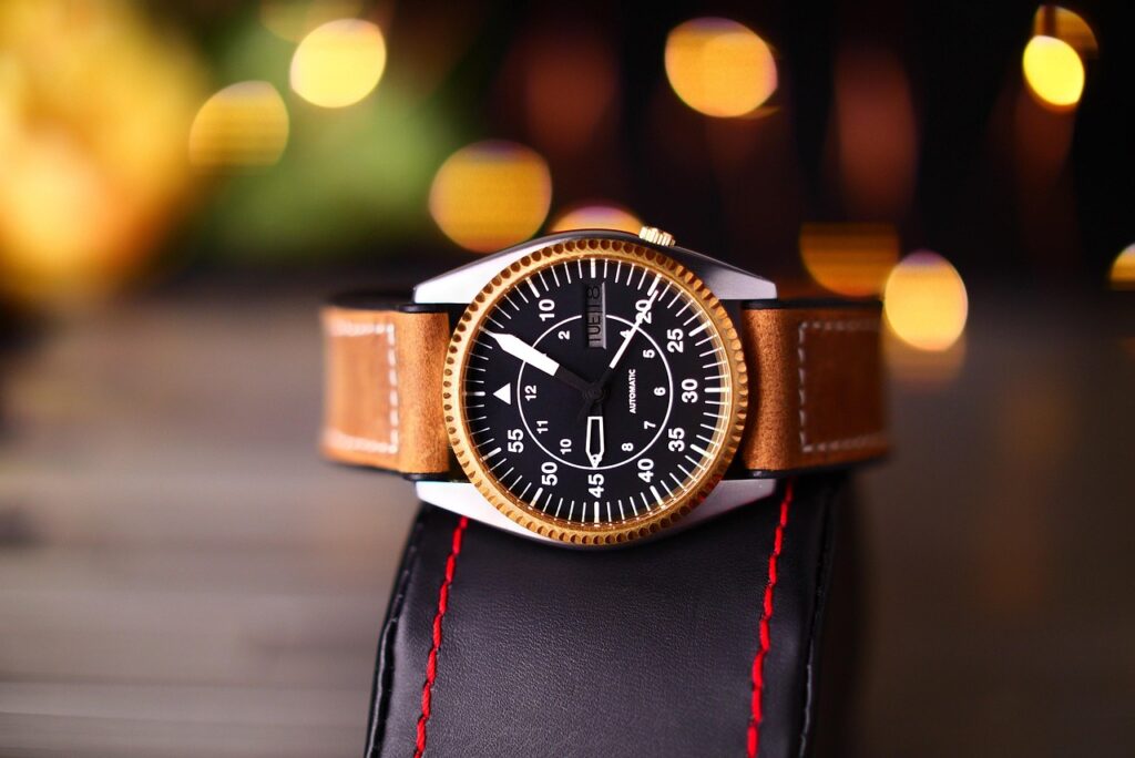 watch, wristwatch, automatic watch, mechanical watch, analog, pilot watch, field watch