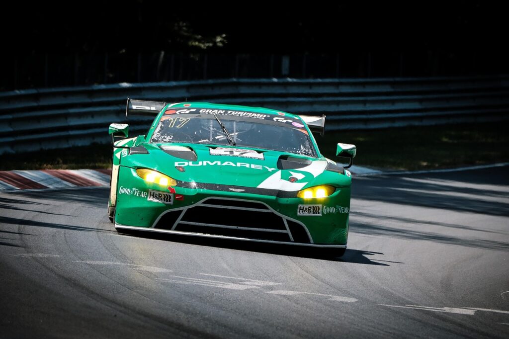 Driven to Endure: 12 Luxury Cars That Master High Mileage Beyond 220,000 Kilometers