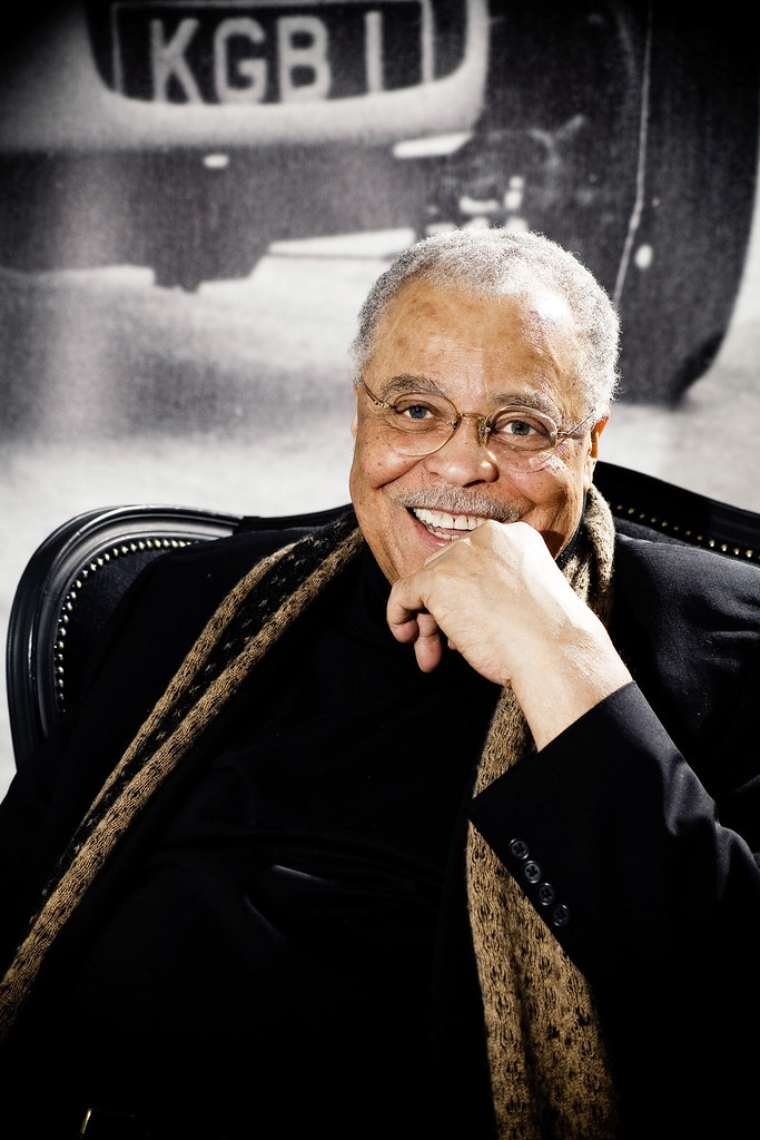 James Earl Jones, a Titan of Stage and Screen, Whose Voice Defined Generations, Dies at 93 James Earl Jones, a Titan of Stage and Screen, Whose Voice Defined Generations, Dies at 93