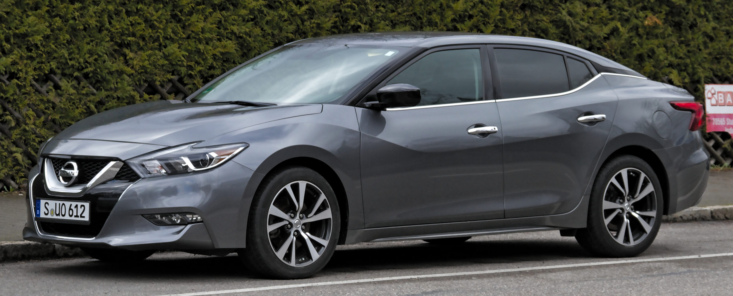 Nissan Maxima