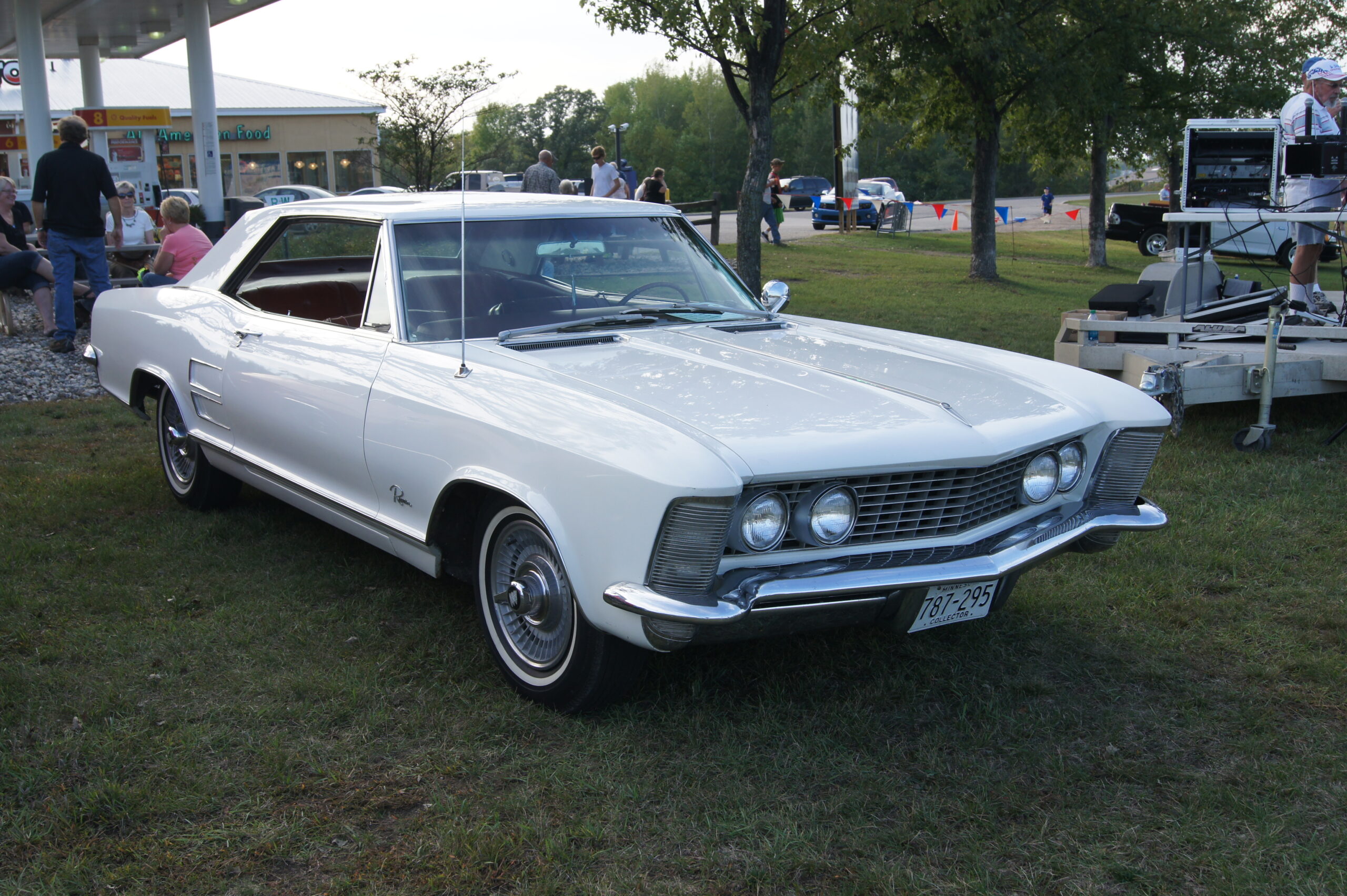 1963 Buick Riviera