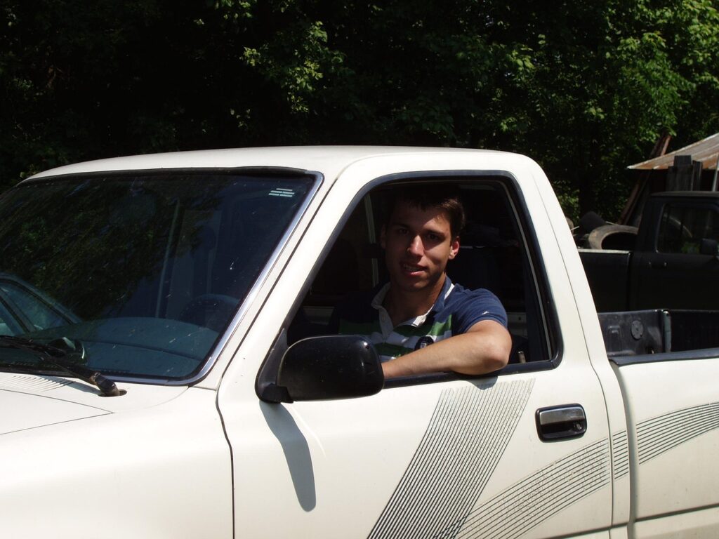 automobile, driver, truck, vehicle, pickup, driver, driver, driver, driver, driver, pickup