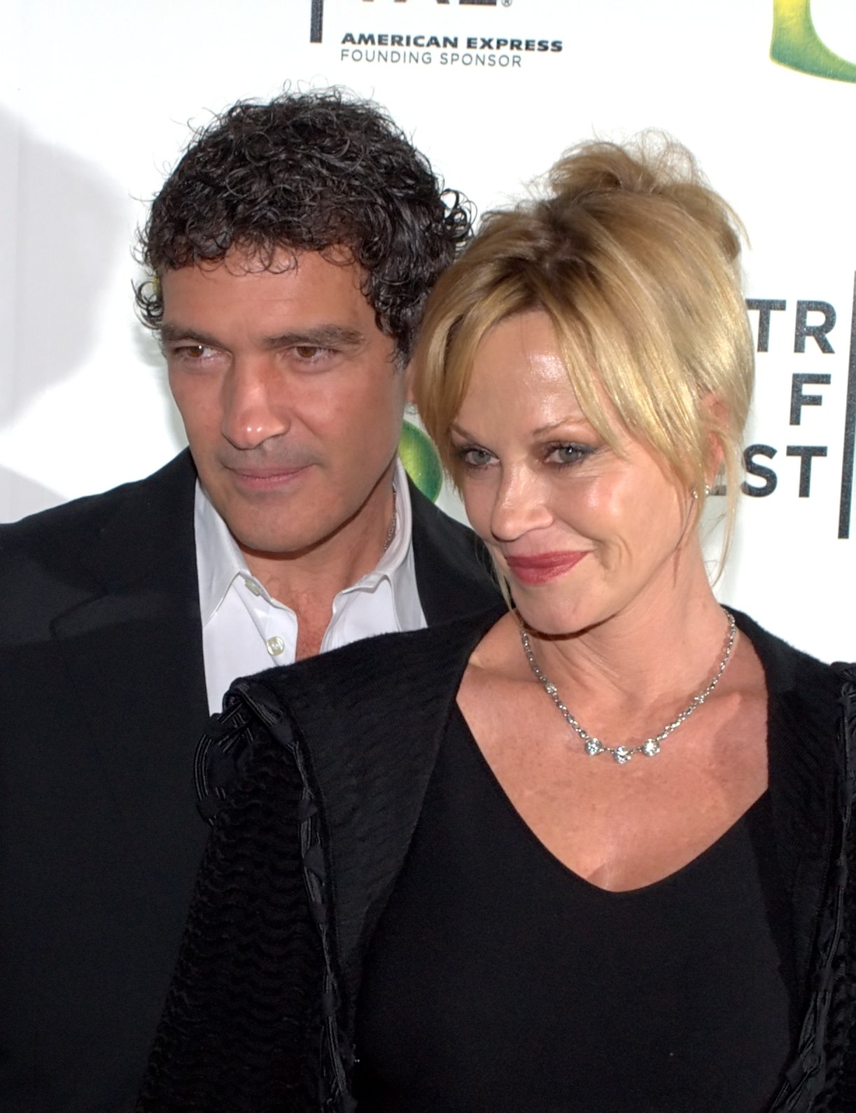 Absolutely Gorgeous: Discover the Unexpected Journey of Antonio Banderas’ Daughter, Stella Banderas Griffith!