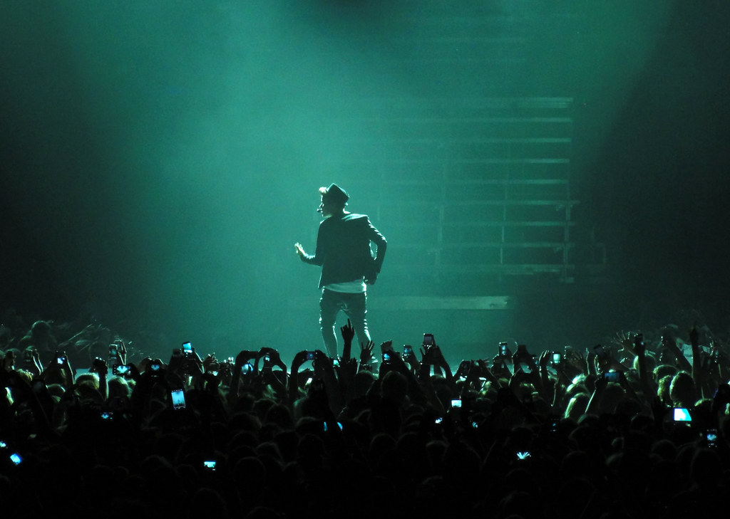 No Room for Rivals: 7 Legendary Performers Who Drew the Line on Shared Spaces