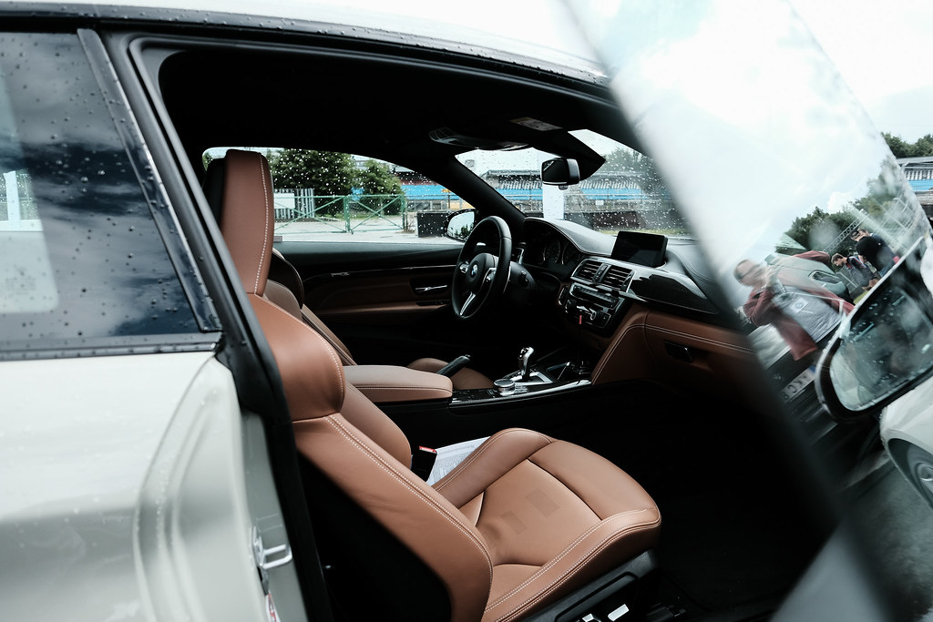 Beyond the Bimmer Badge: Why the BMW X7’s Seating Might Not Deliver the Comfort You Expect, and What Competitors Offer
