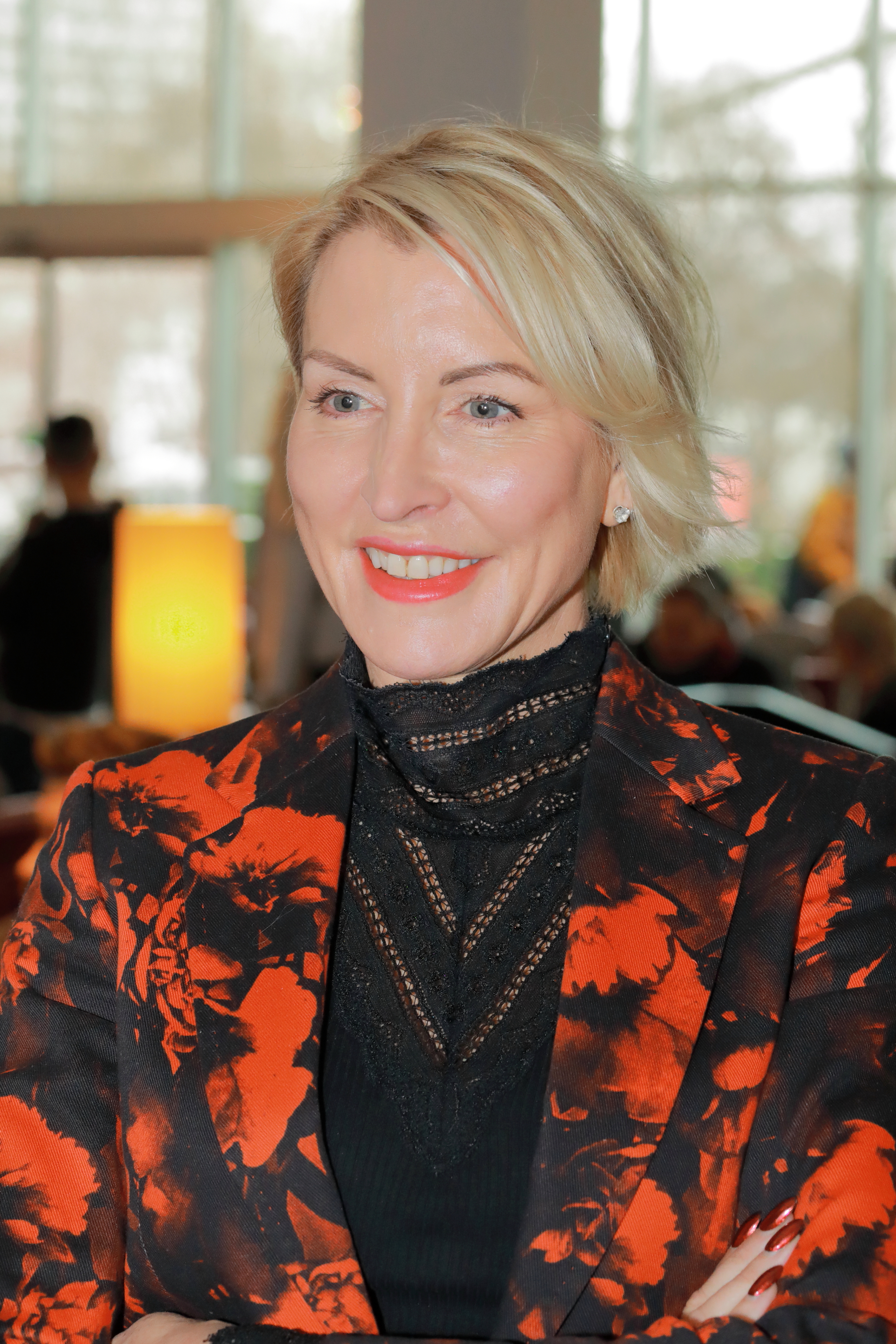 Heather Mills at 56: Unveiling the Enduring Resilience and Red Carpet Glamour of Paul McCartney’s Ex-Wife