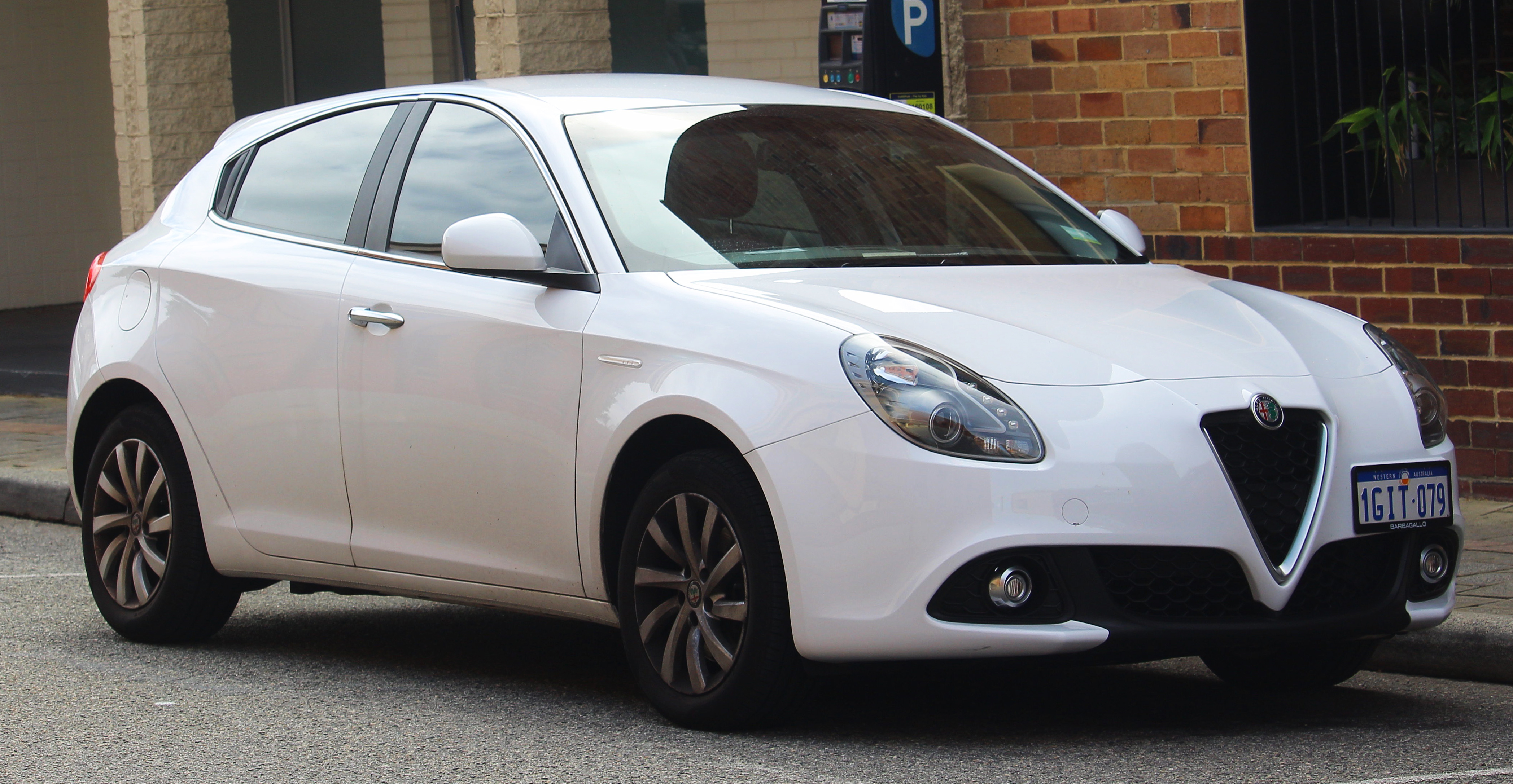 Smart Shopper Alert: 10 Affordable Hatchbacks That Turn into Costly Service Demons After Seven Years Smart Shopper Alert: 10 Affordable Hatchbacks That Turn into Costly Service Demons After Seven Years