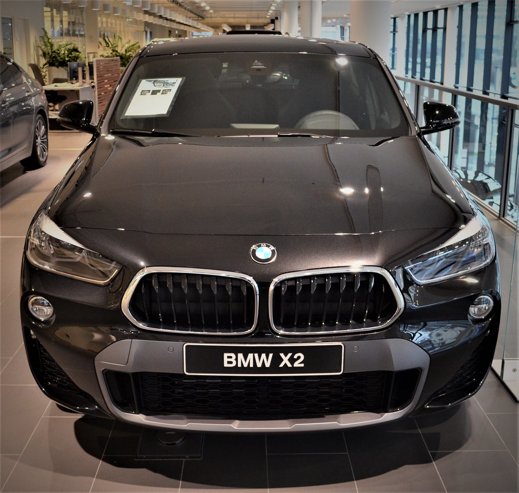 BMW X2