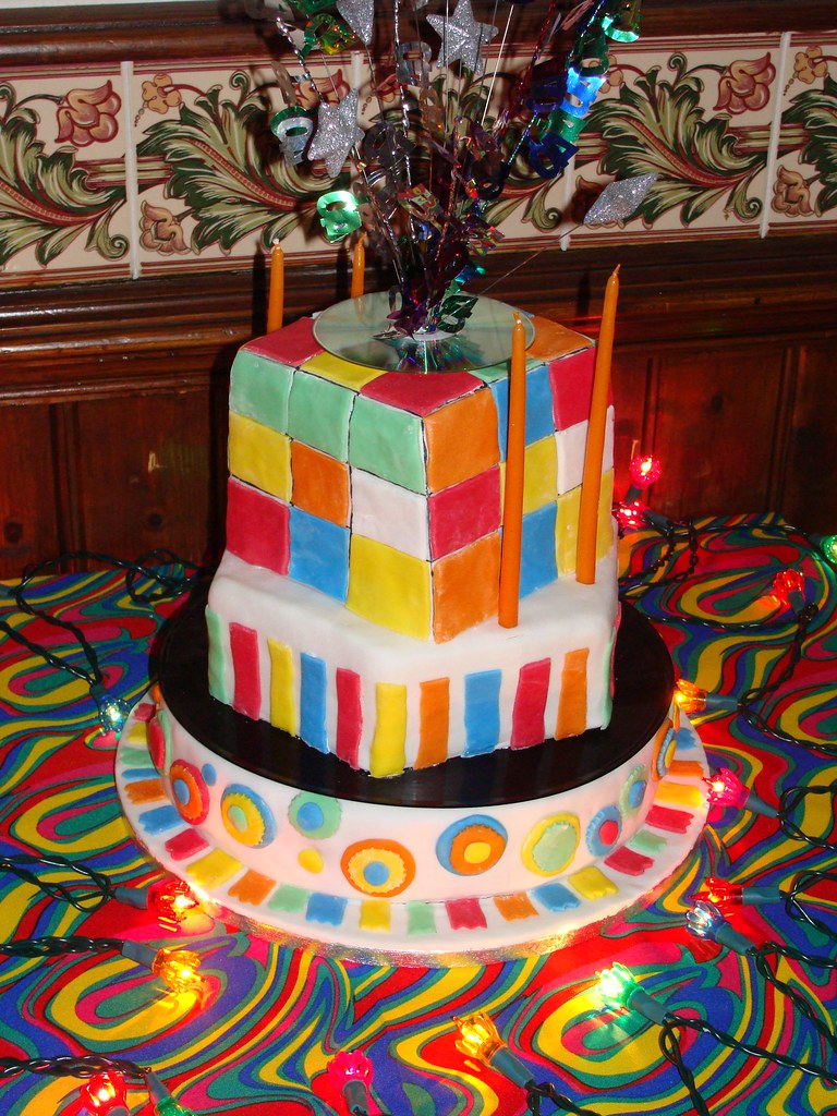 From Rubik’s Cubes to Daggers: 14 A-Listers With Secret Hobbies That Are Totally Unexpected and Utterly Fascinating!