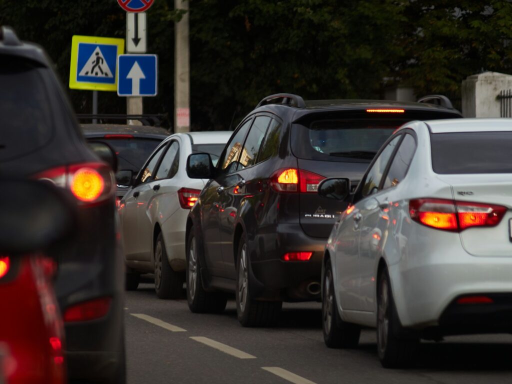 Mechanic’s Blueprint: 7 Expert Strategies to Smoothly Navigate and Avoid Traffic Jams
