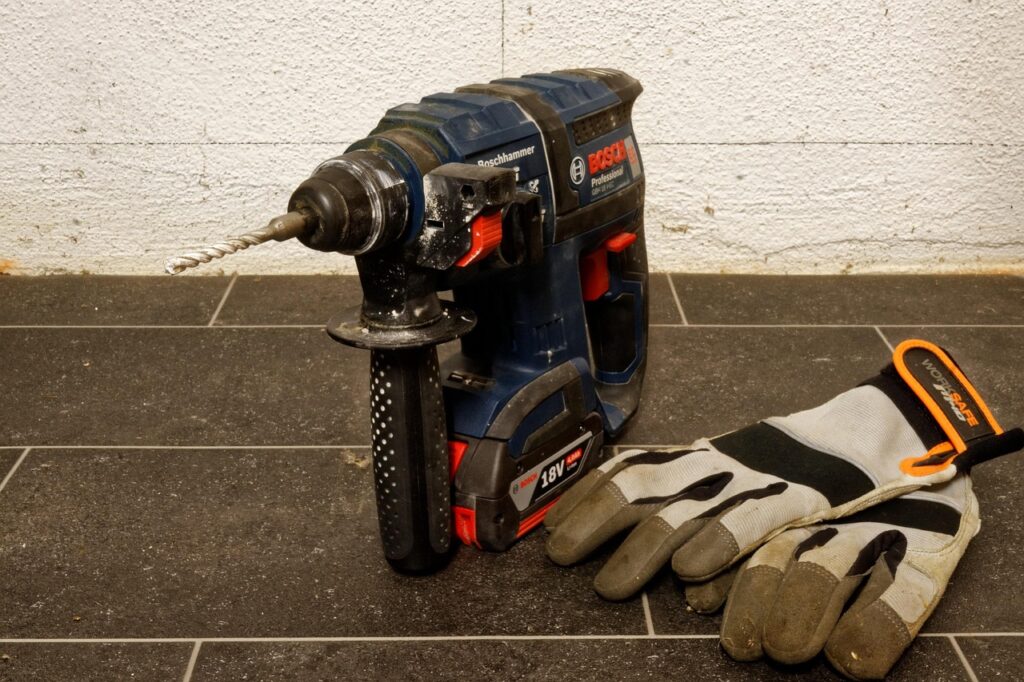drilling machine, impact drill, rechargeable drill, battery pack, sds, machine, tool, craft, gloves, protection, occupational safety, power tool, construction site, drilling machine, drilling machine, drilling machine, impact drill, impact drill, impact drill, sds, gloves, power tool, power tool, power tool, power tool, power tool, construction site, construction site