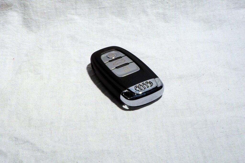 car key, car wallpapers, audi, to open, open door, key, metal, vehicle, car, a4