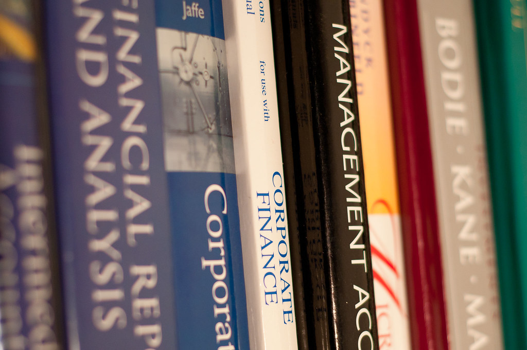 History’s Biggest Hoaxes: 14 Surprising Lies Your High School Textbooks Taught You