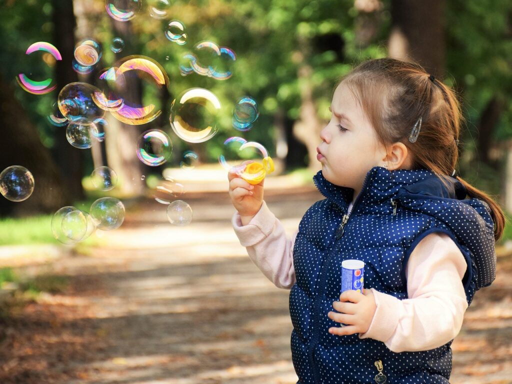 Mind Blown! 15 Unrecognizable Childhoods That Prove Growing Up Has Changed Everything