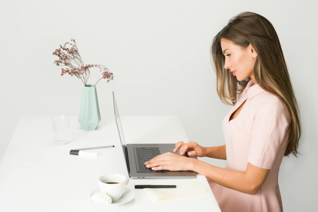 Elevating Your Professional Narrative: 14 Resume Phrases HR Experts Advise Against