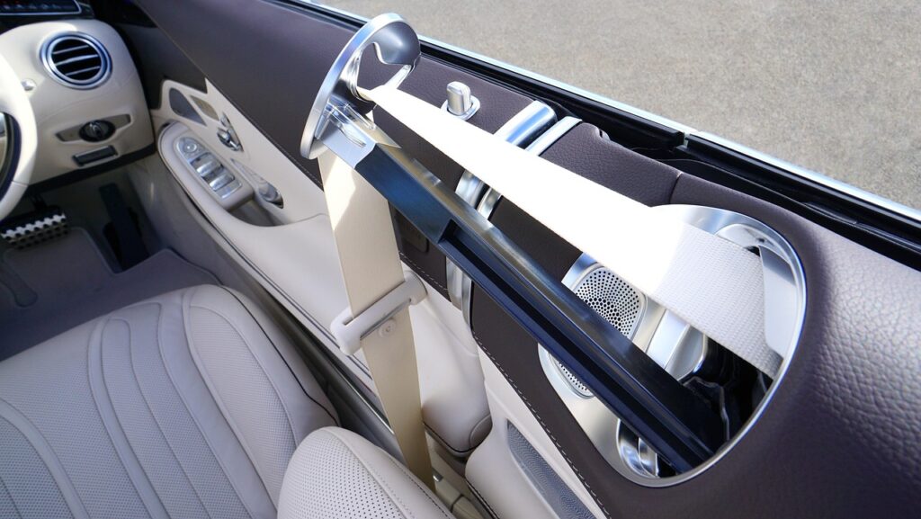 mercedes, car, interior, design, luxury, vehicle, modern, technology, benz, automobile, automotive, motor, auto, transport, seat belt, leather seat, safety, seat, leather, belt, transportation, passenger, seatbelt, cockpit, comfortable, car wallpapers, headrest, equipment