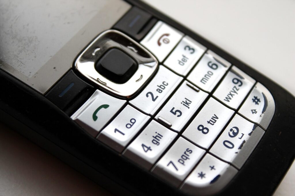 phone, telephone, technology, business, communication, number, old, keyboard, key, keys, call, calling, calling, calling, calling, calling, calling