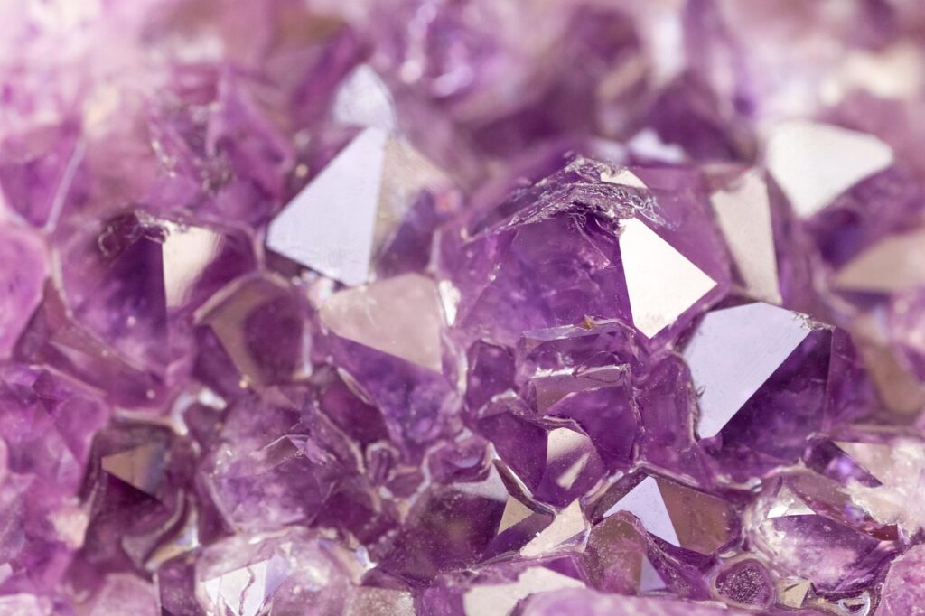 amethyst, crystal, desktop backgrounds, laptop wallpaper, beautiful wallpaper, windows wallpaper, gemstone, jewel, hd wallpaper, 4k wallpaper, 4k wallpaper 1920x1080, cool backgrounds, stone, wallpaper hd, free background, quartz, background, texture, violet, full hd wallpaper, free wallpaper, bright, healing stone, wallpaper 4k, mac wallpaper, mineral, glittering, purple, macro