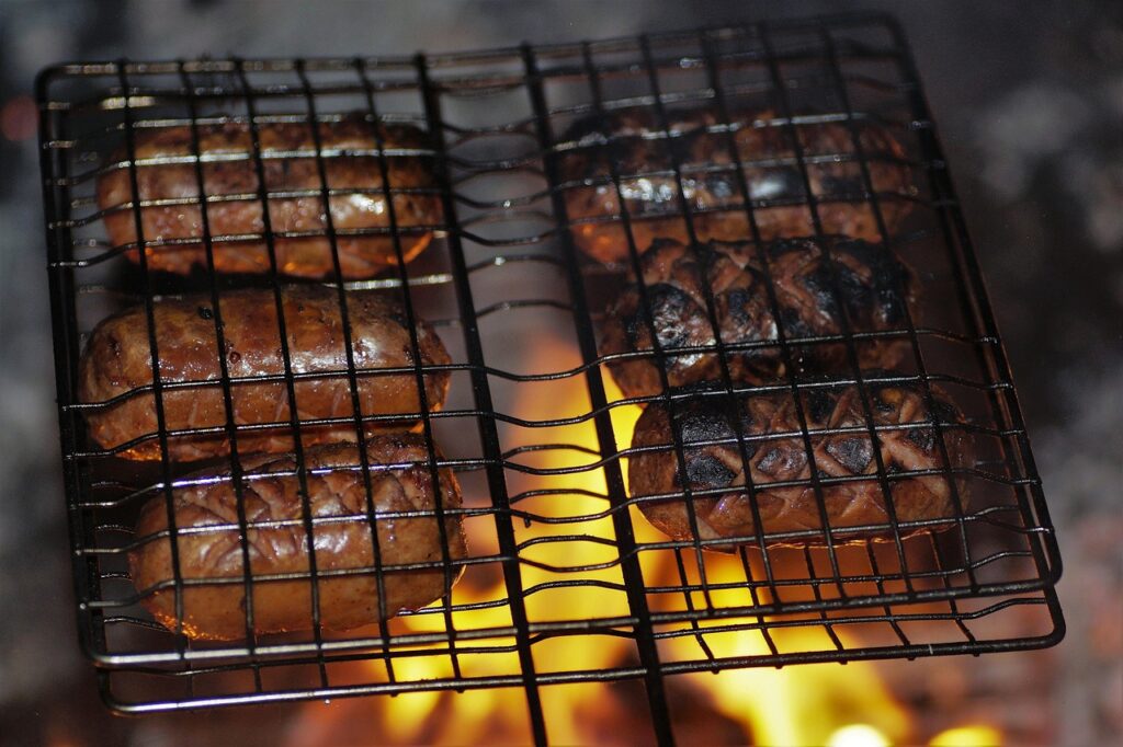 toasting, burty, fire, flame, grilling, unhealthy, burnt, charred, sausage, špekáčky