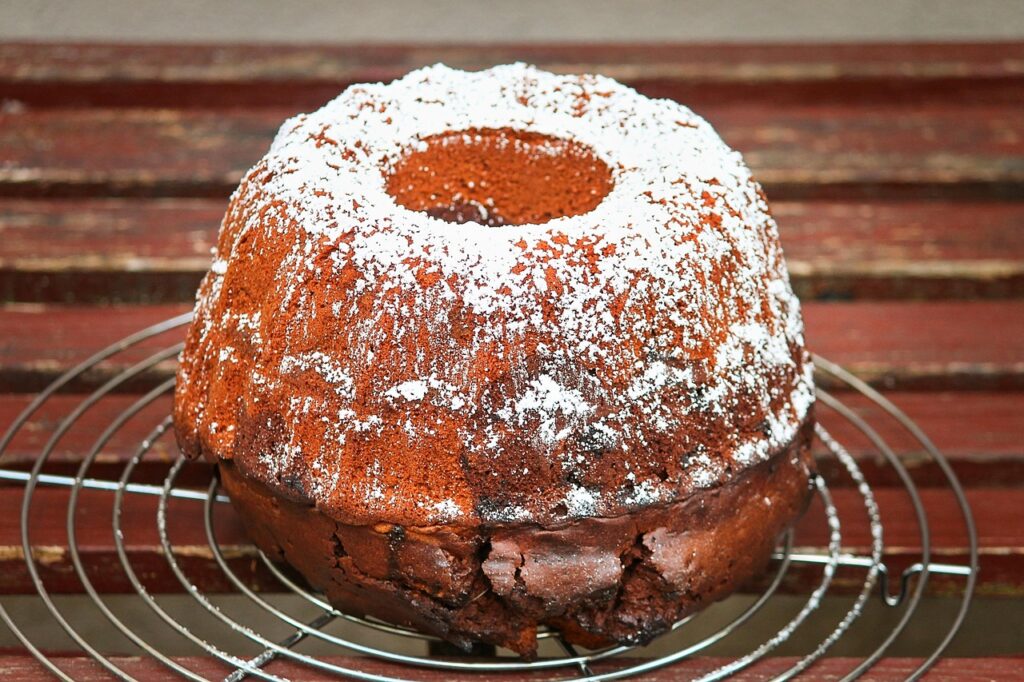 gugelhupf, cake, dessert, food, bowl cake, pot pie, bake, icing sugar, delicious, eat, baked goods, sweet, cake, cake, cake, cake, cake