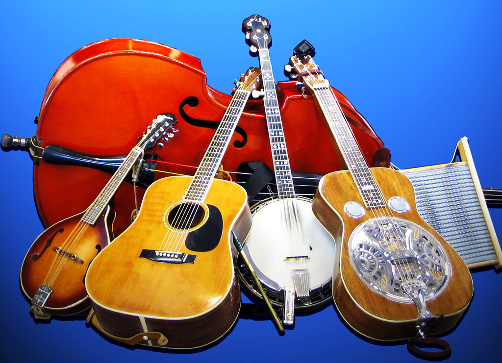 The Resonant Revival: A Smithsonian Magazine Guide to Unearthing the Craft of Classic Musical Instrument Restoration
