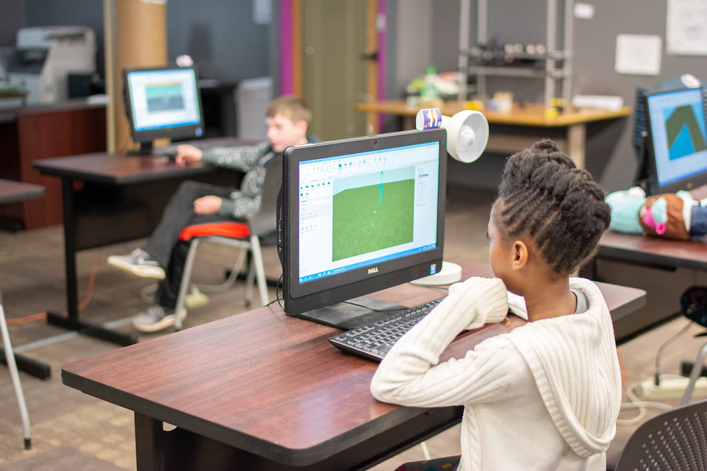 The Quiet Revolution: How a Teen’s Roblox Game Just Beat Fortnite and What It Means for the Future of Gaming