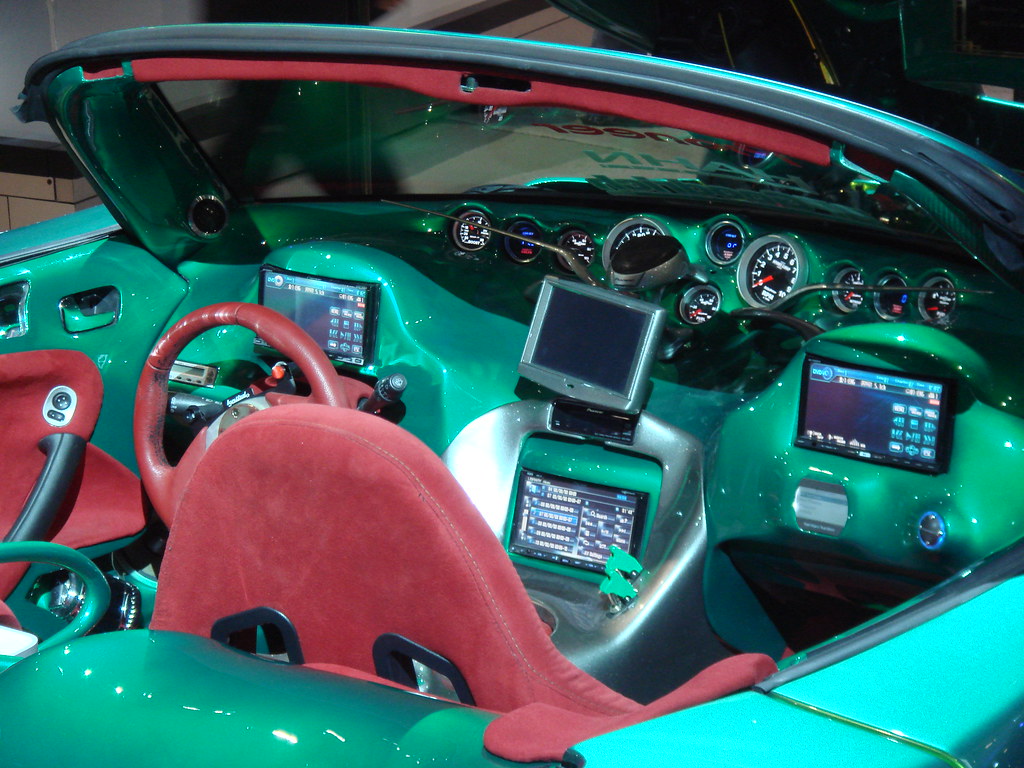 Beyond the Touchscreen: 8 Obsolete Dashboard Tech Features That Still Radiate Retro Cool