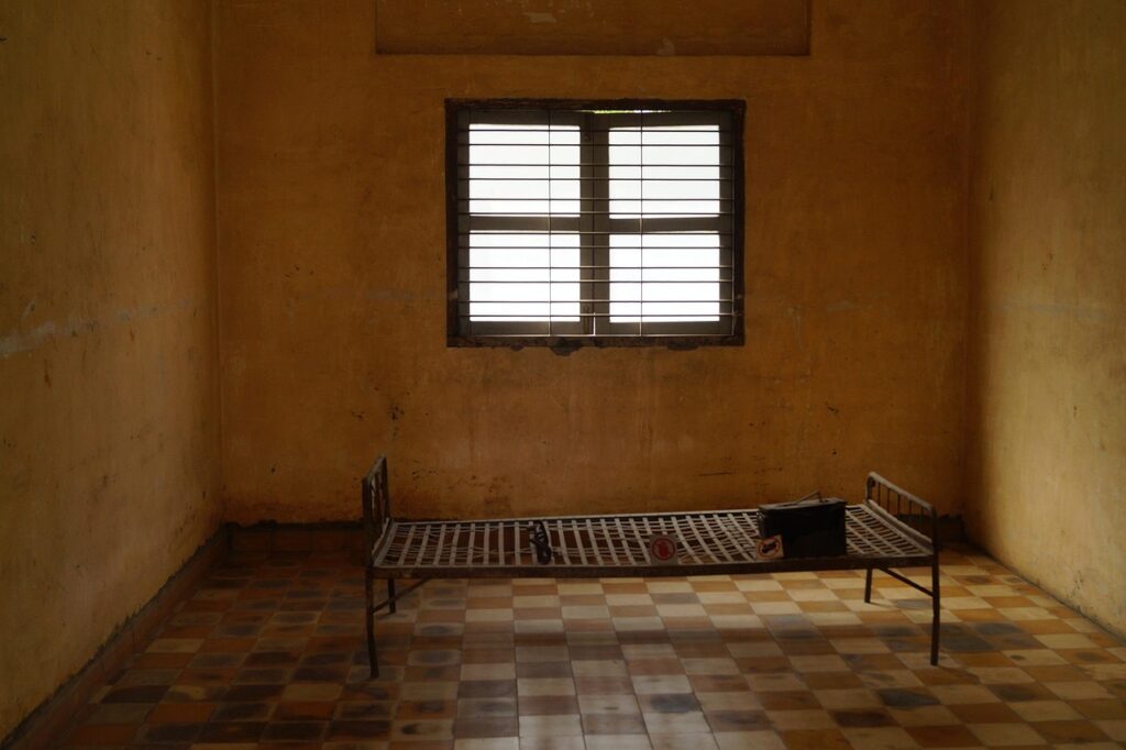 tuol sleng, prisoners, genocide, torture, prison, history, cruel, crime, suffering, museum, extermination, horror, interrogation, phnom penh, cambodia, brown death, brown history, brown prison, brown horror