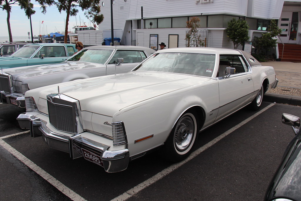 Lincoln Continental