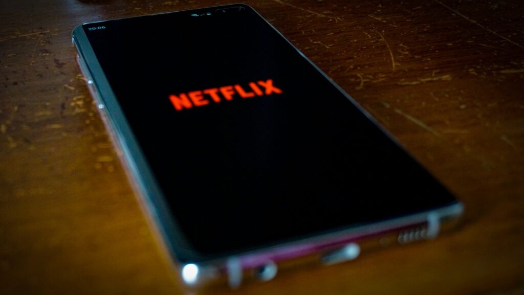 netflix, smartphone, display, telephone, mobile, phone, digital, video, netflix, netflix, netflix, netflix, netflix