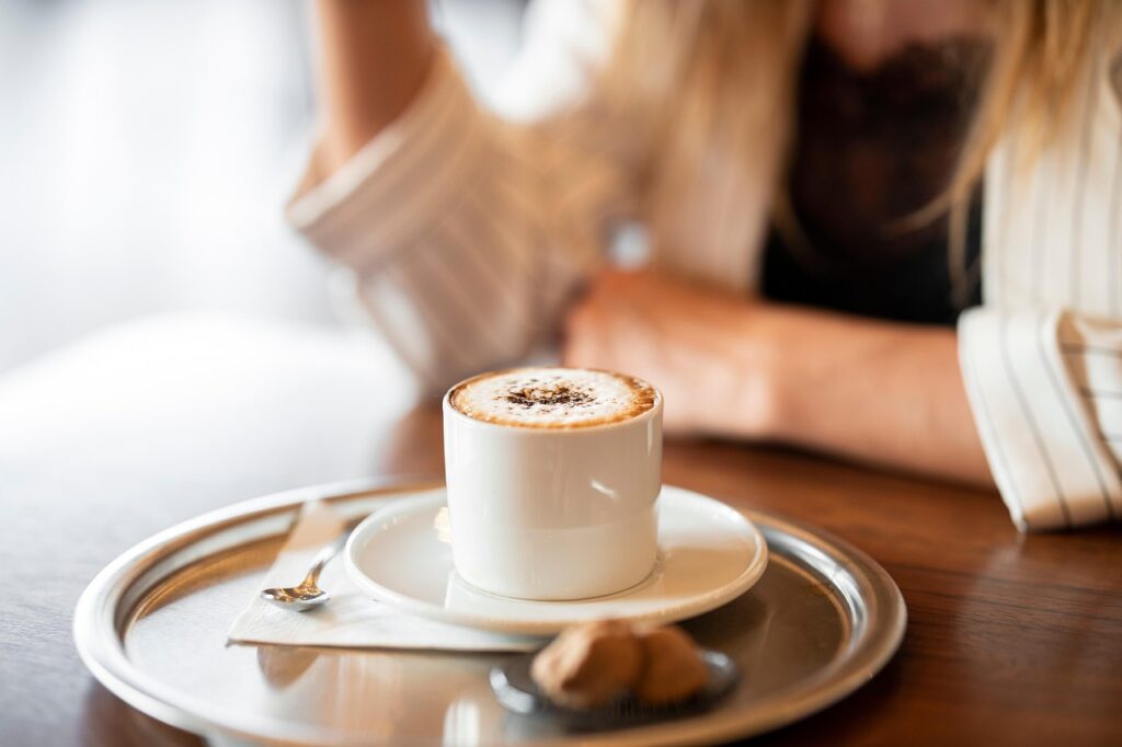 coffee, beverage, drink, cup, caffeine, espresso, coffee cup, cappuccino, breakfast, hot drink, hot beverage, hot coffee, food, delicious, restaurant, cafe