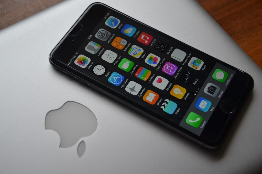 iphone, apple, phone, telephone, mobile phone, cell, electronics, smartphone, ring, write, fast, sms, electronic equipment, apple iphone, iphone 6, iphone 6 plus, iphone plus, plus, phablet, mother, mac book, computer, logo, macbook, macbook pro, iphone, iphone, sms, apple iphone, apple iphone, apple iphone, apple iphone, apple iphone, mac book, mac book, mac book, logo, macbook pro